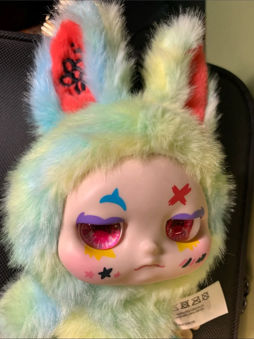 “Graffiti Marks” doll